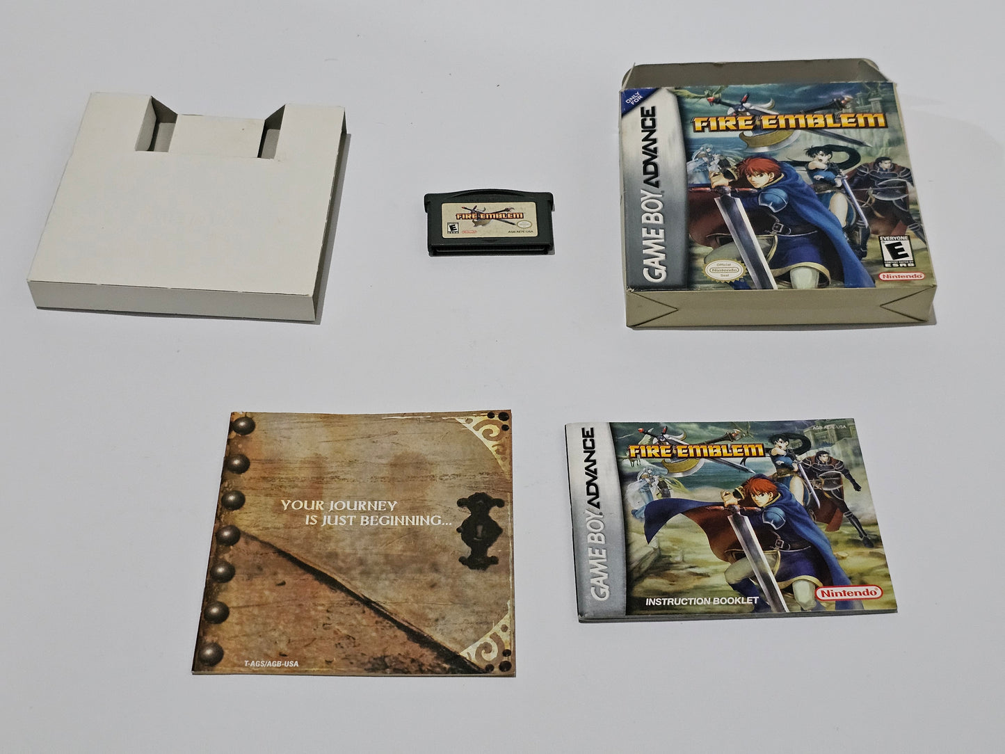 Fire Emblem Completo (CiB) Nintendo Game Boy Advance